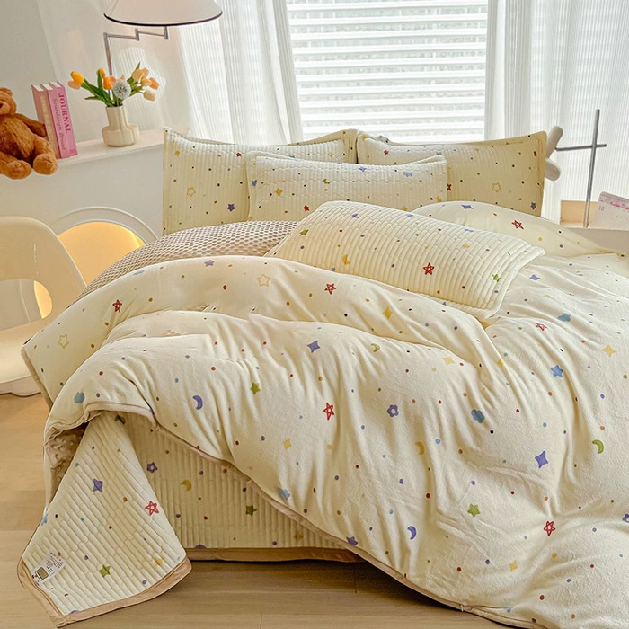 Four-piece Bed Sheet Set Milk Velvet