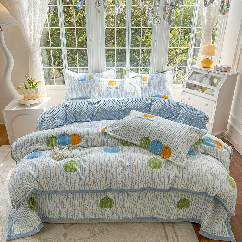Four-piece Bed Sheet Set Milk Velvet